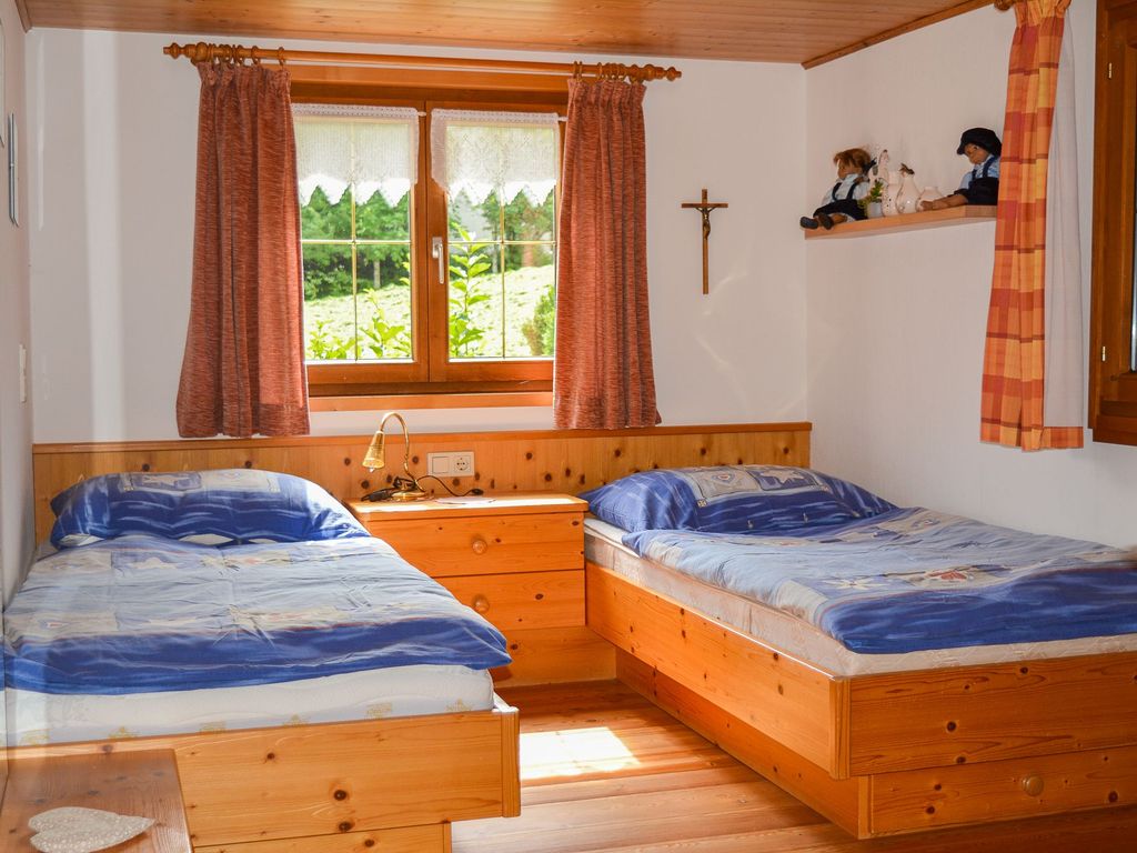 Zweibettzimmer unten