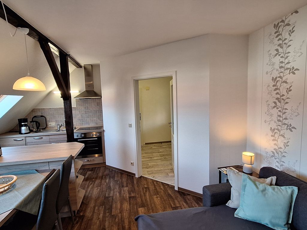 Wohnzimmer mit Küche