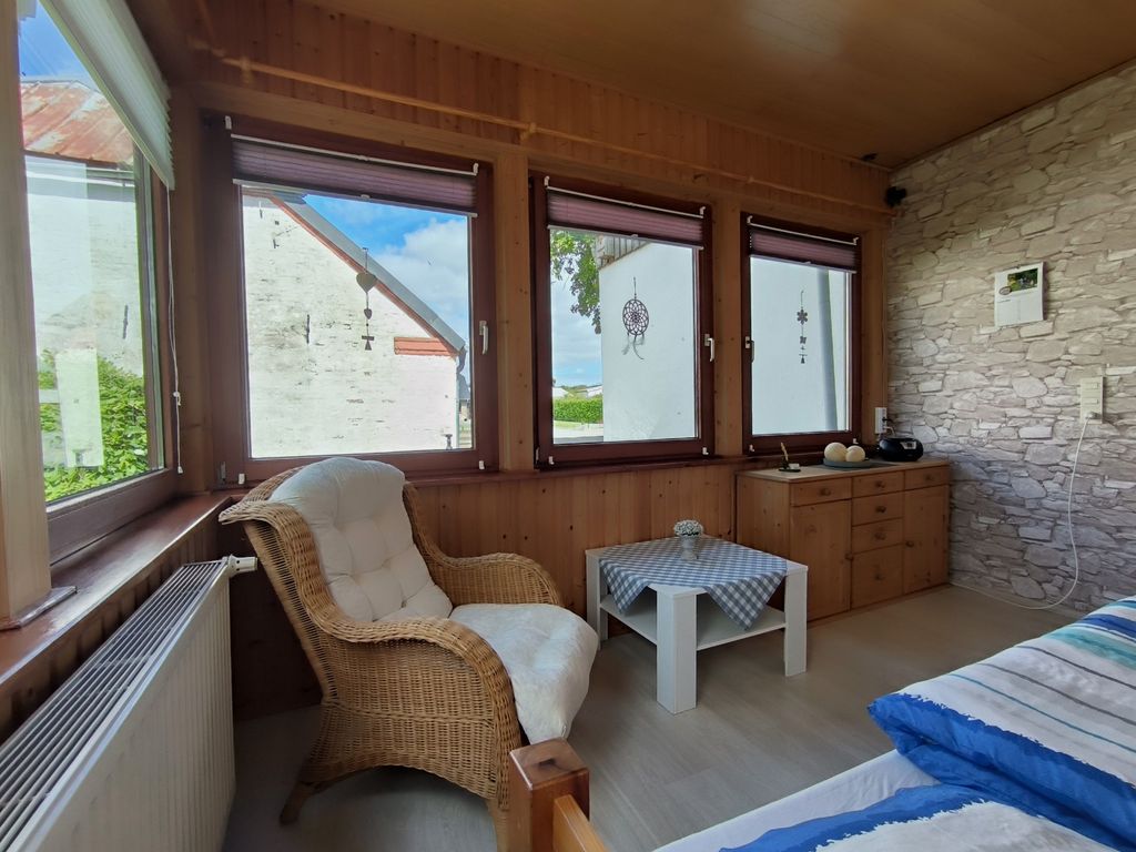 Schlafzimmer mit einem Bett