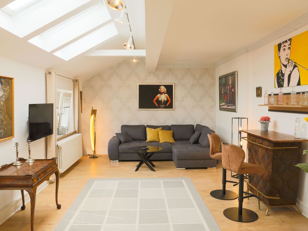 ART City-Studio 11 -
Kassel-Bad Wilhelmshöhe/Herkulesblick