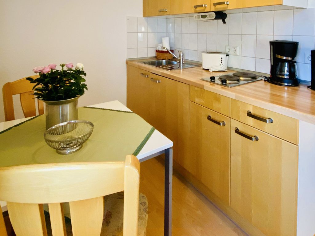 Kleine Küchenzeile der Ferienwohnung Poel