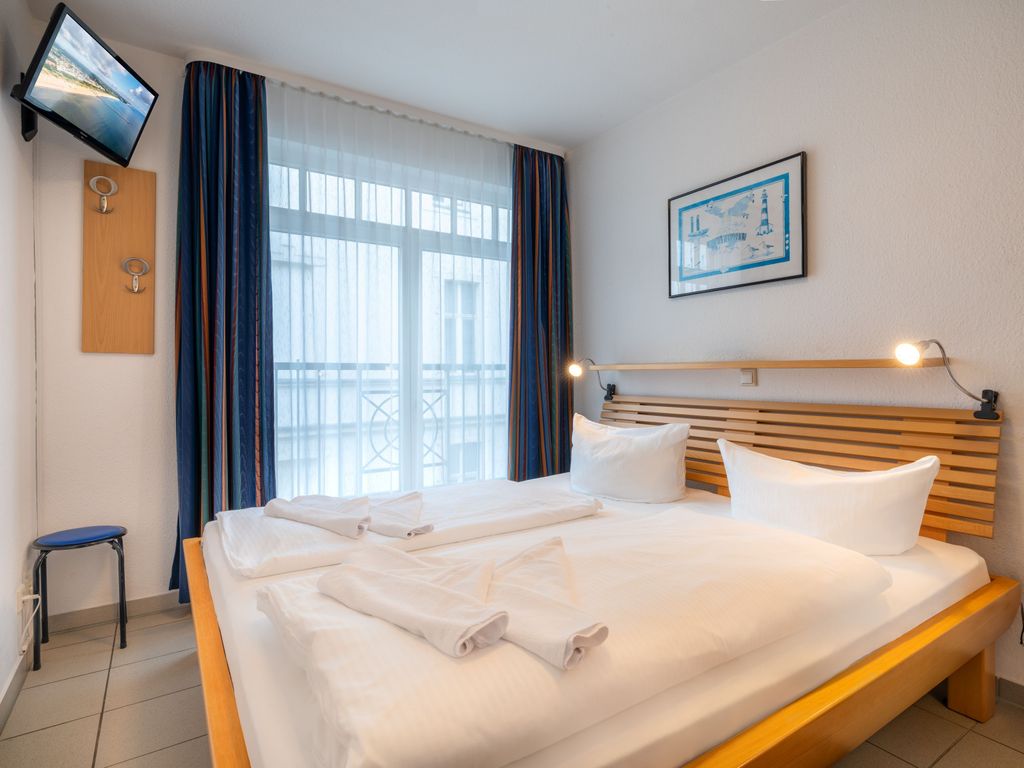 Ferienwohnung Regina Maris 20