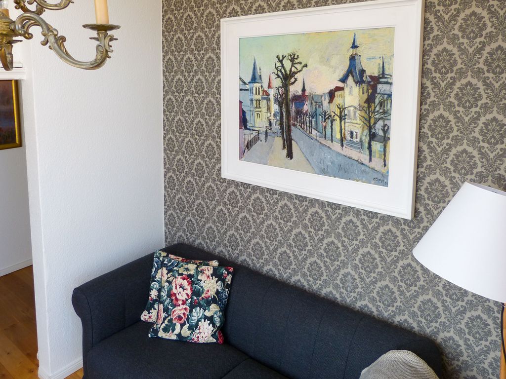 Wohnzimmer mit Sofa