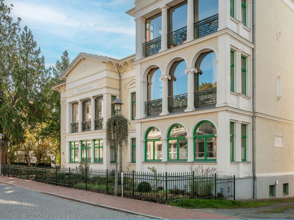 Aussenansicht der Villa