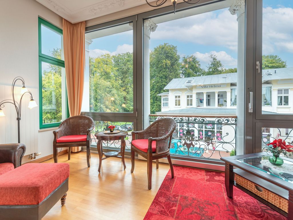 Wohnbereich/verglaste Loggia