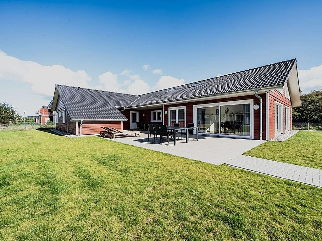 Exklusives großes Ferienhaus - modern, geräumig, nah am Meer