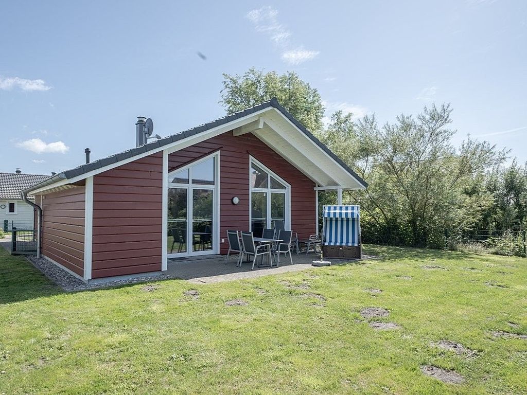 Matilda 32 - Holz-Ferienhaus mit Sauna, Kamin und Garten
