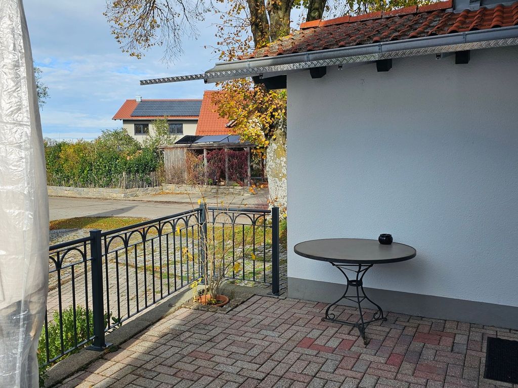 Terrasse mit Raucherplatz