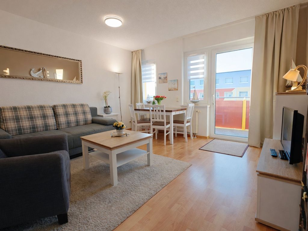 Wohnzimmer mit Esstisch