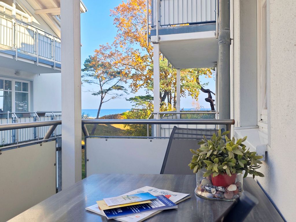 Balkon mit seitl. Meerblick