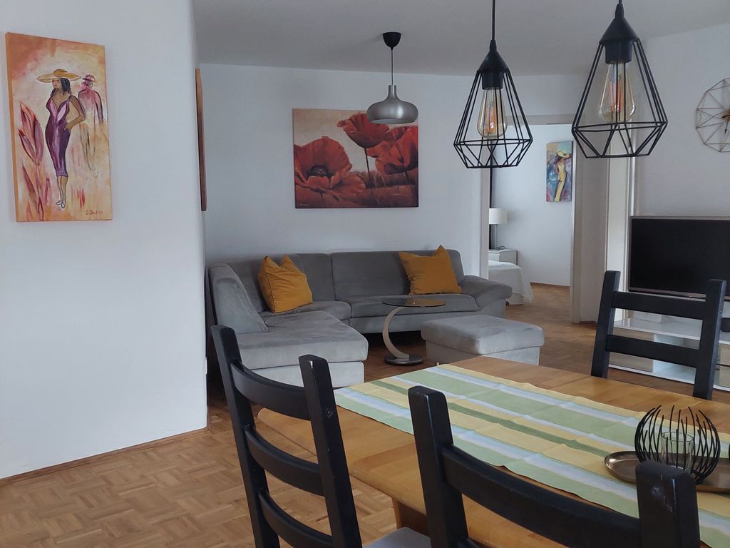 Wohn- und Esszimmer