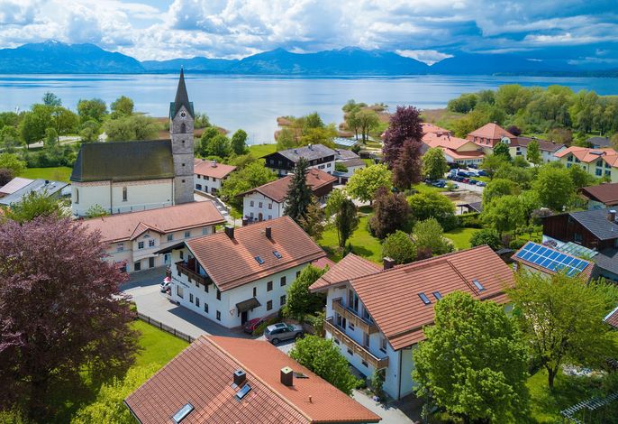 ?Bayerisch Wohnen? ? Chiemsee-Feeling direkt vor der Tür