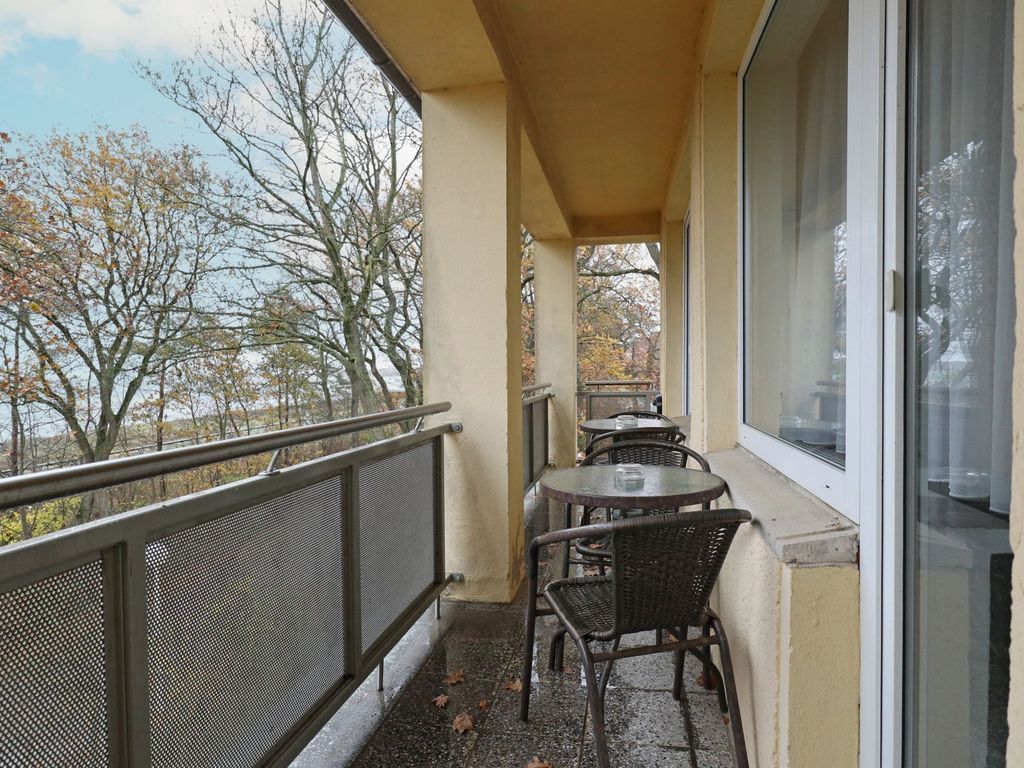 Strandflieder Zimmer 303 - Blick auf den Balkon und die Ostsee