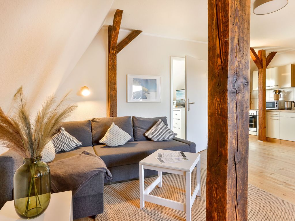 Wohnzimmer mit Schlafcouch