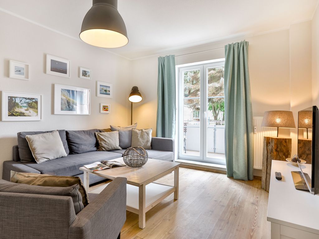 Wohnzimmer mit Schlafcouch