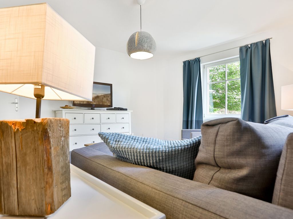 Wohnzimmer mit Schlafcouch