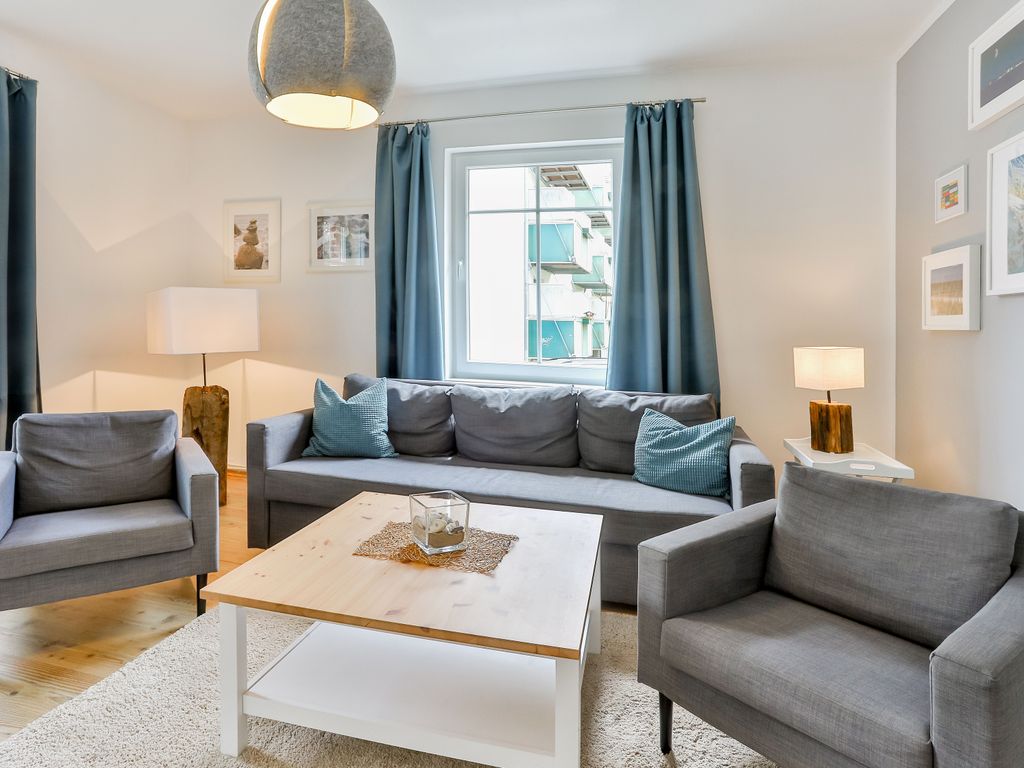 Wohnzimmer mit Schlafcouch