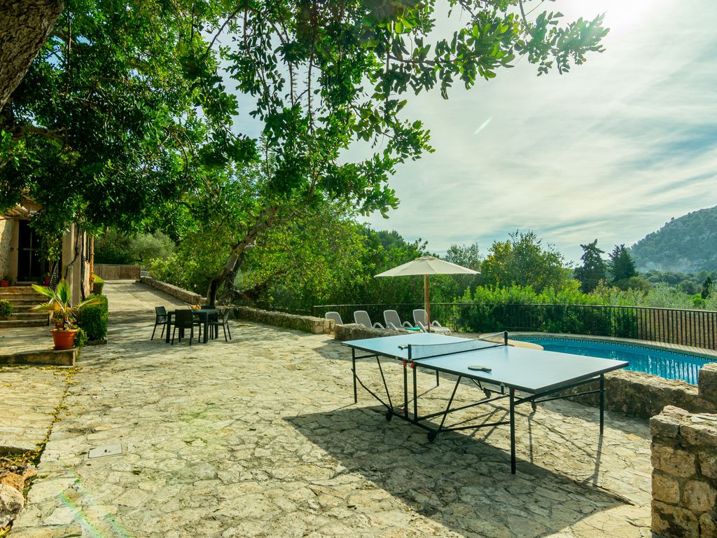 Pool und Ping Pong
