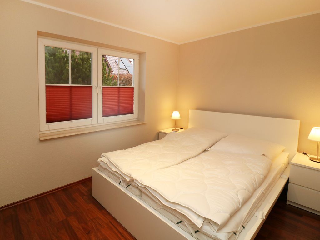Schlafzimmer mit Doppelbett