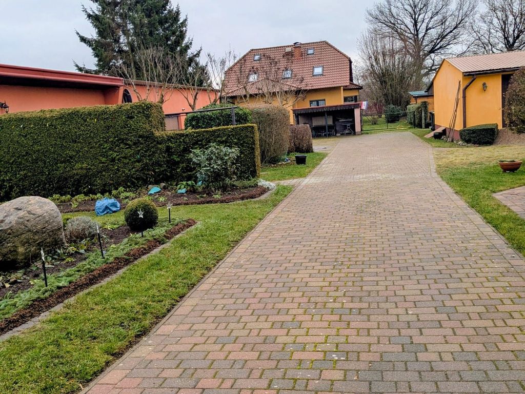 Weg zum Bungalow
