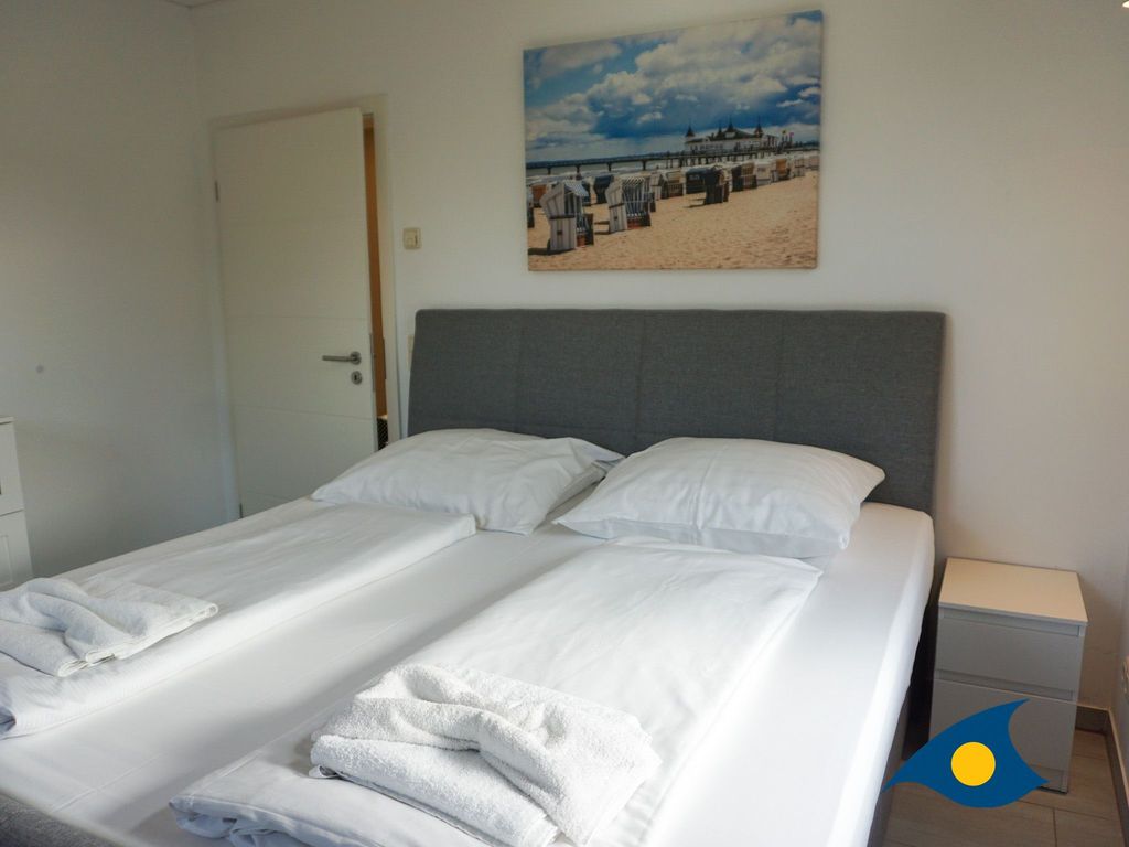 Schlafzimmer mit TV