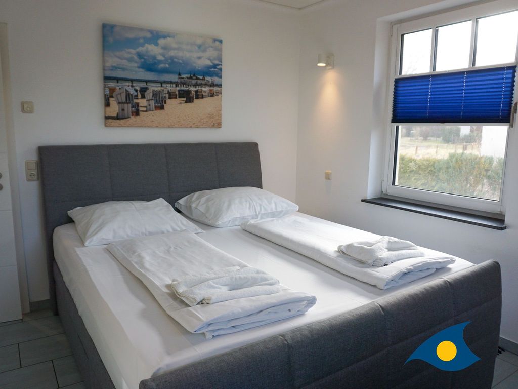 Schlafzimmer mit TV