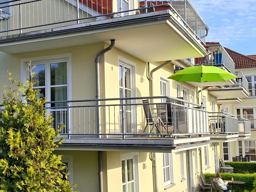 Großzügiger Eckbalkon Whg. 9