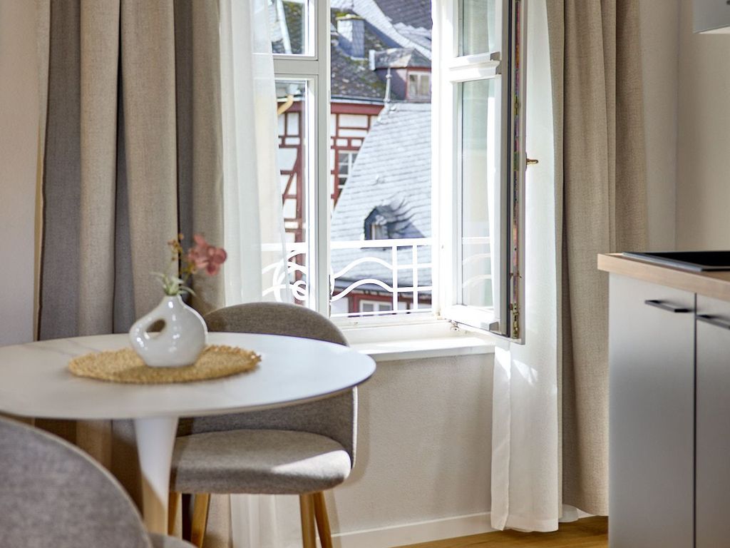 Sitzecke mit Blick in die Altstadt