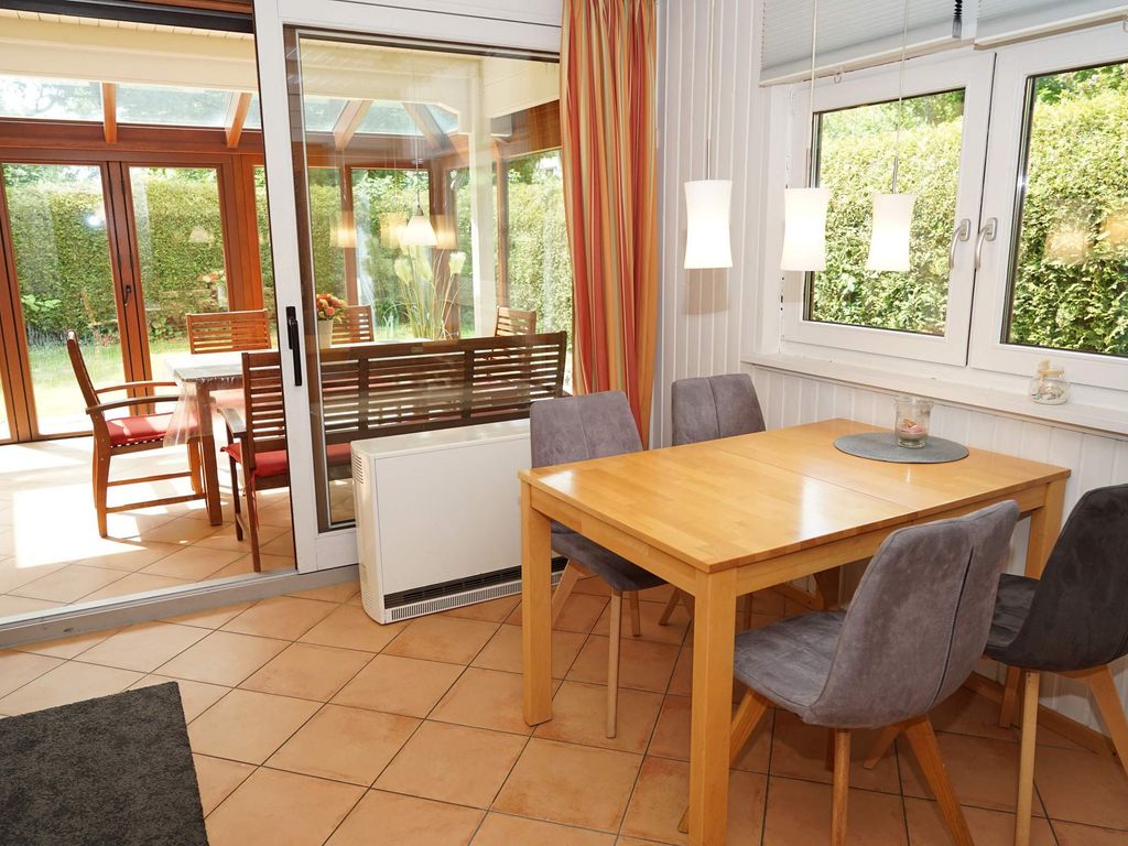 Blick zum Wintergarten