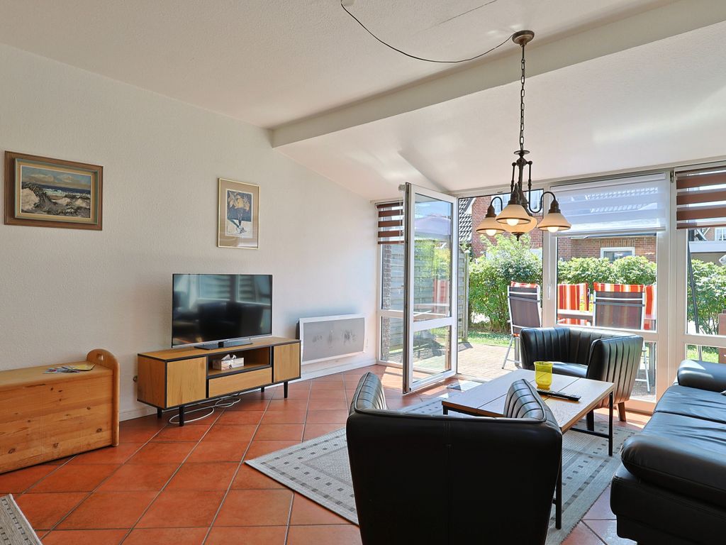Helles Wohnzimmer mit Terrassenzugang