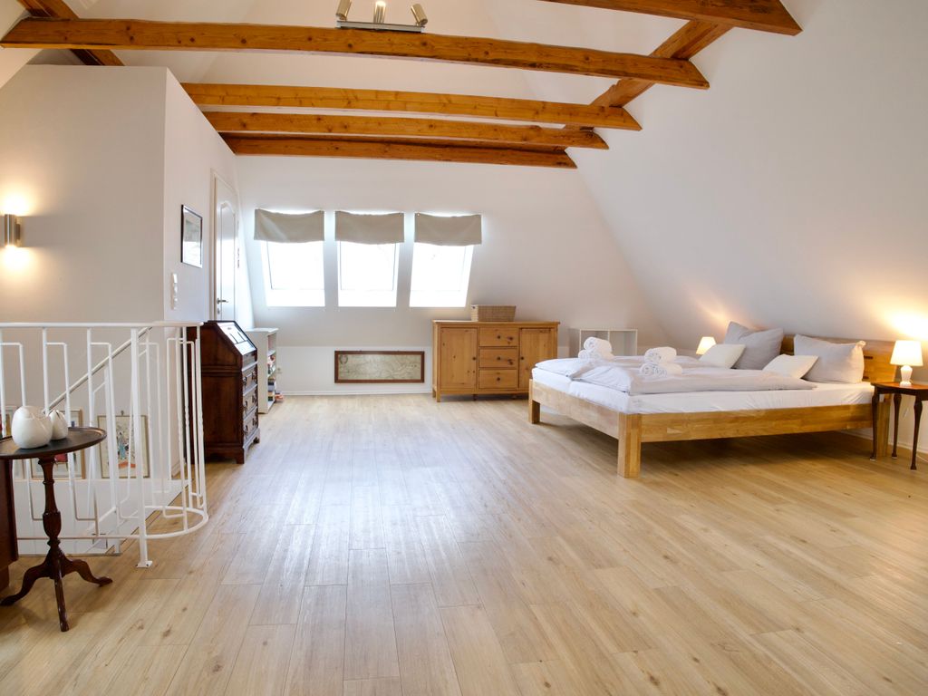 Stilvolle Galerie in der oberen Etage