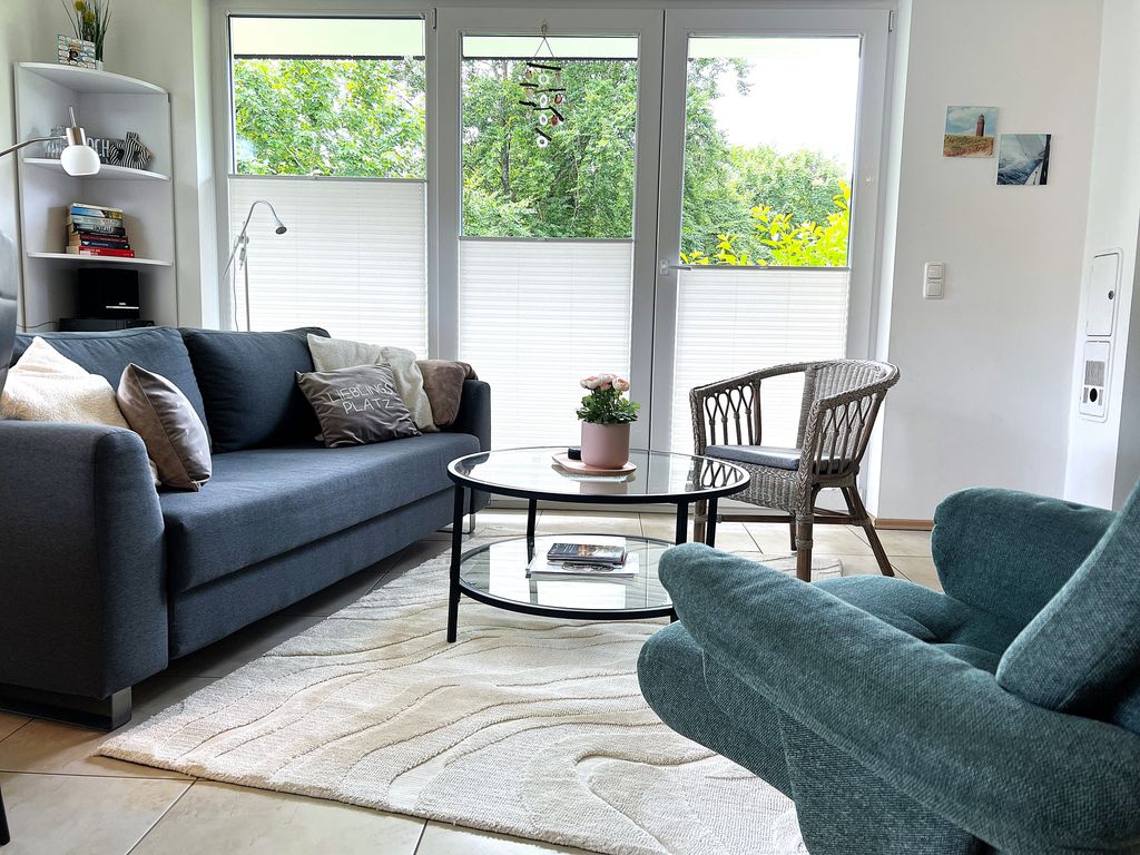 Wohlfühlbereich mit  komfortablem Sofa