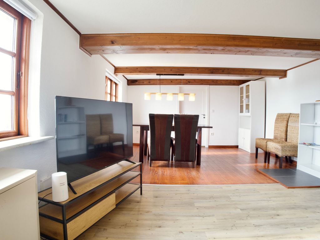 Wohnzimmer mit Essbereich