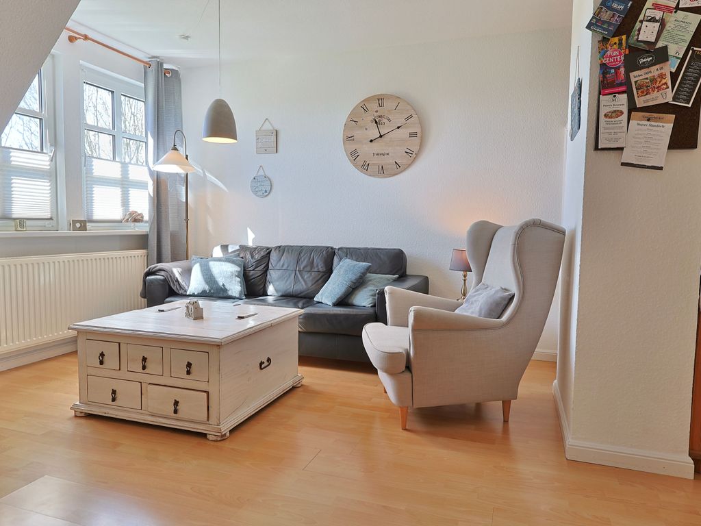 Helles, offenes Wohnzimmer