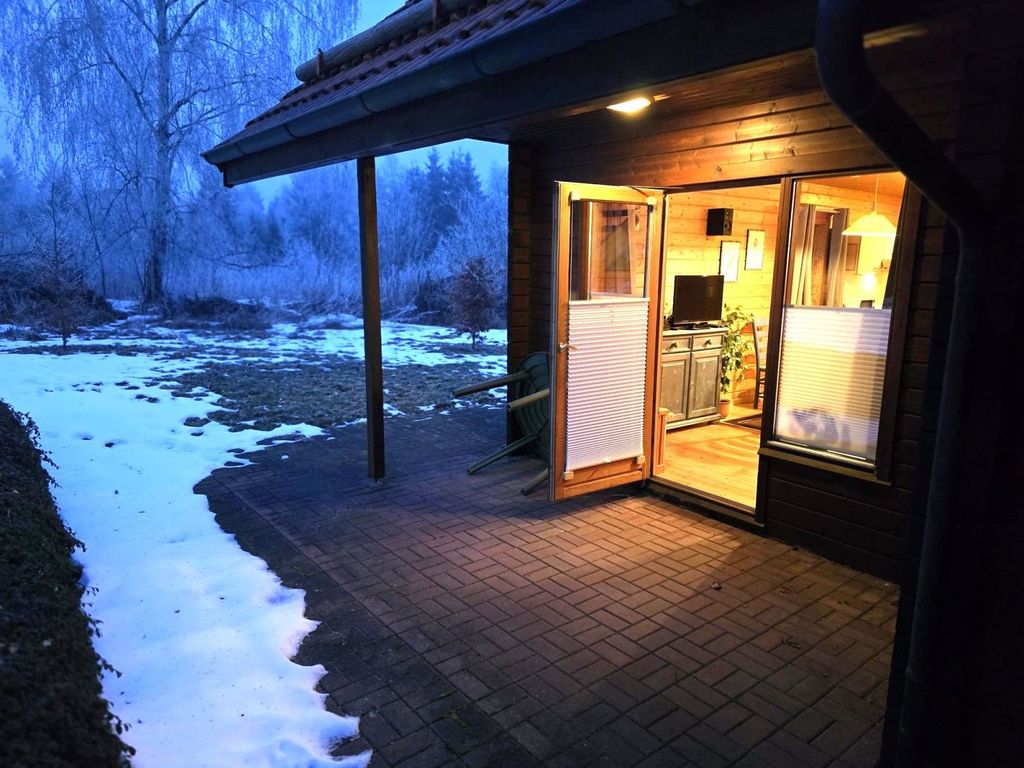 Holzblock-Ferienhaus im Naturerlebnisdorf Blauvogel