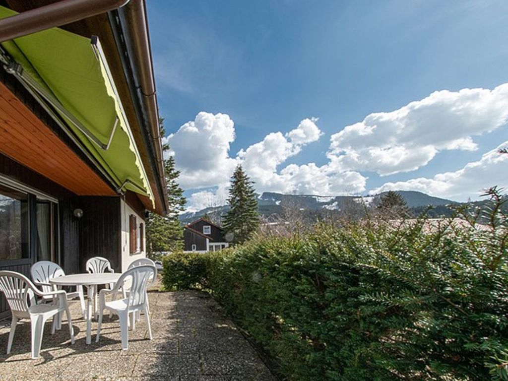 Ferienhaus Rehpfad im Feriendorf Reichenbach (1)