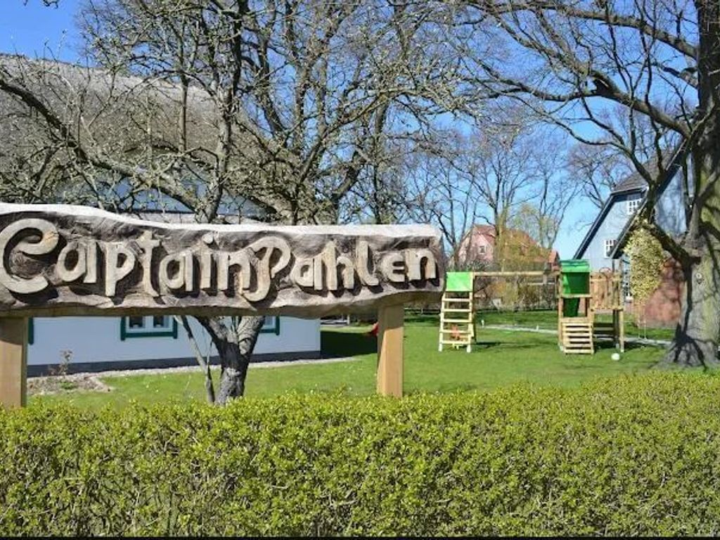 Captain Pahlen 3B - Deck 9