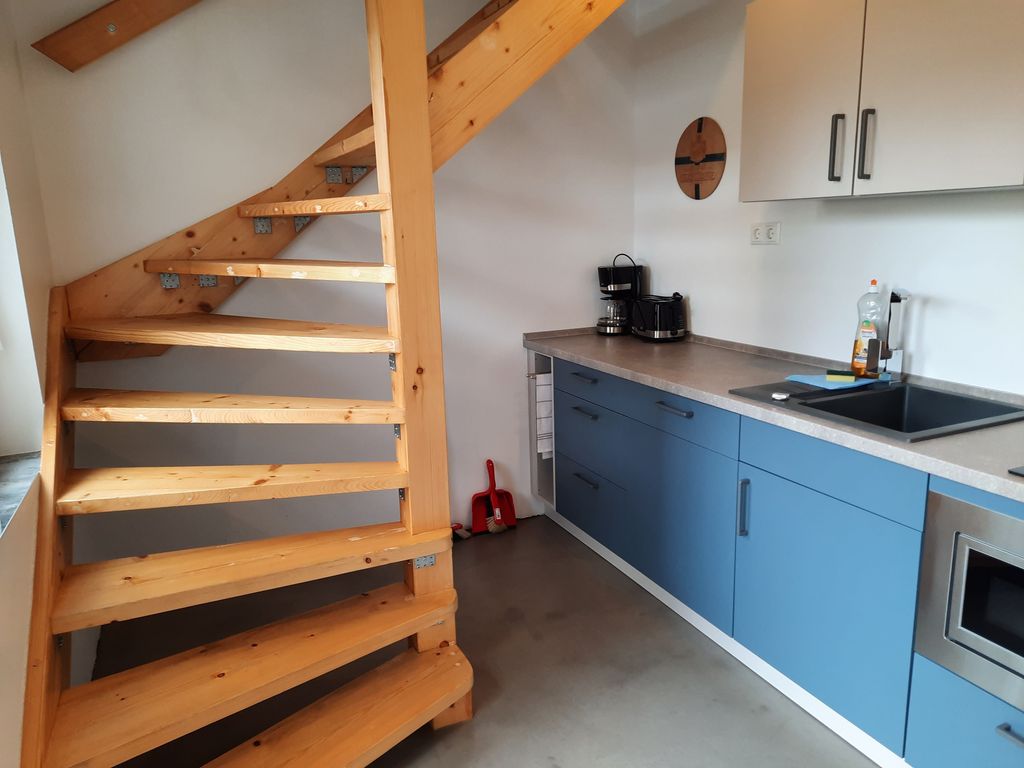Treppe und Küchenzeile