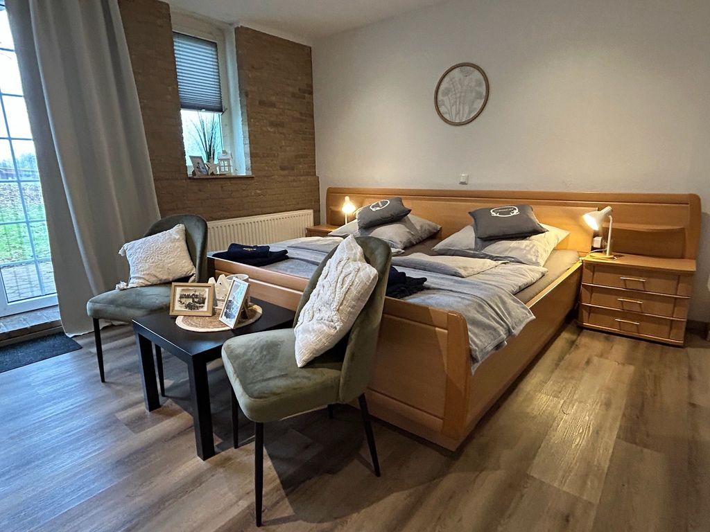 Schlafzimmwe (Doppelbett)