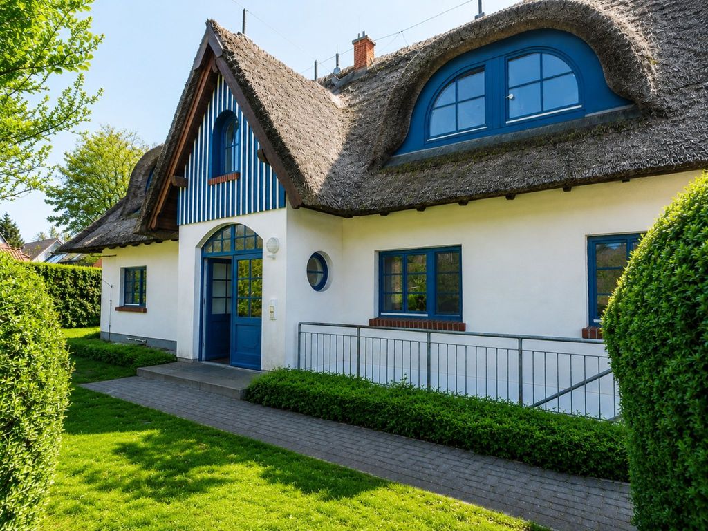 Charmantes reetgedecktes Ferienhaus mit ruhiger Nachbarschaft