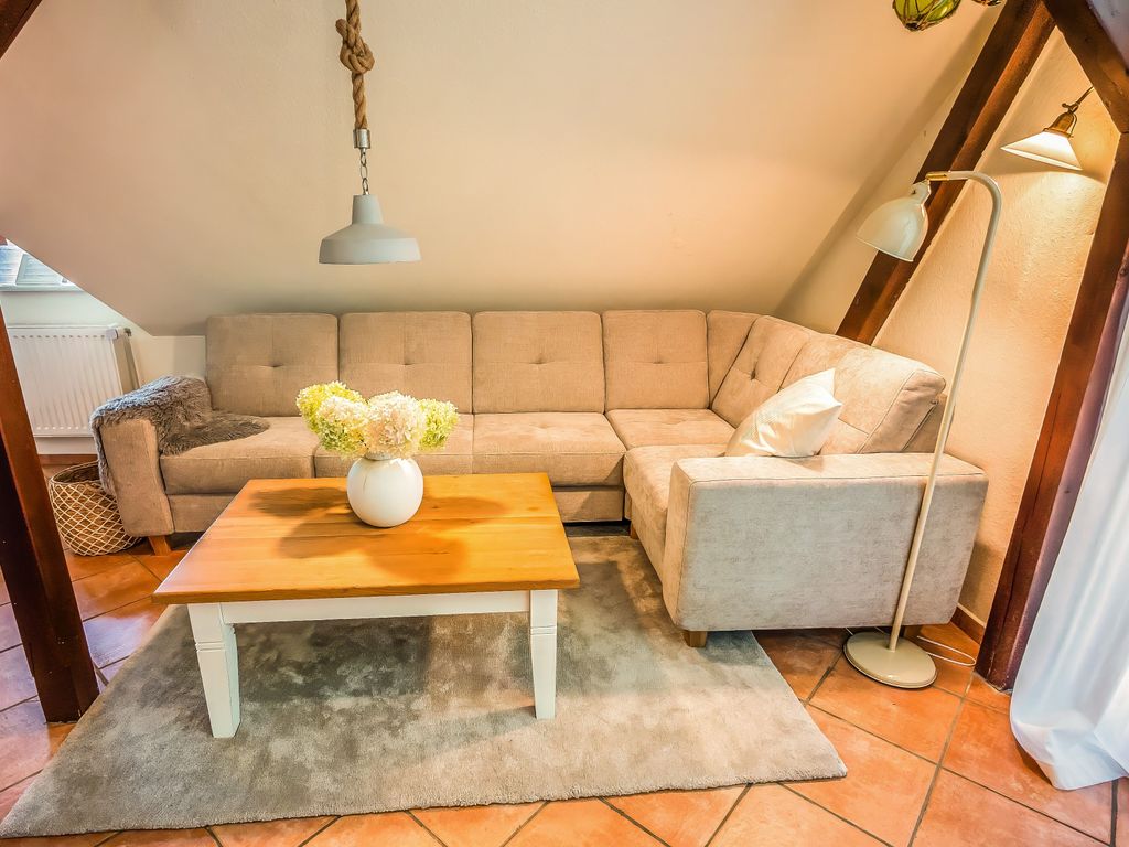 Neues gemütliches Ecksofa