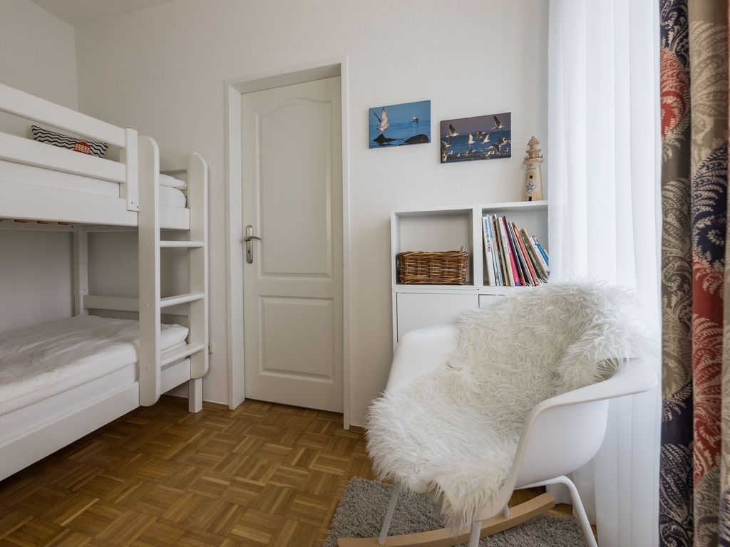 Etagenbett im Durchgangszimmer