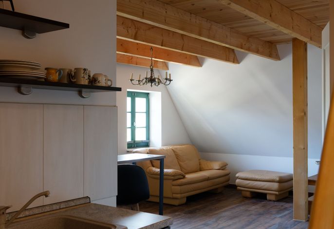 1) FeWo 2-Raum (50m², 2 Pers., 1 Schlafraum, Ost), tierfrei