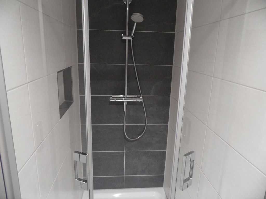 Bad/Dusche
