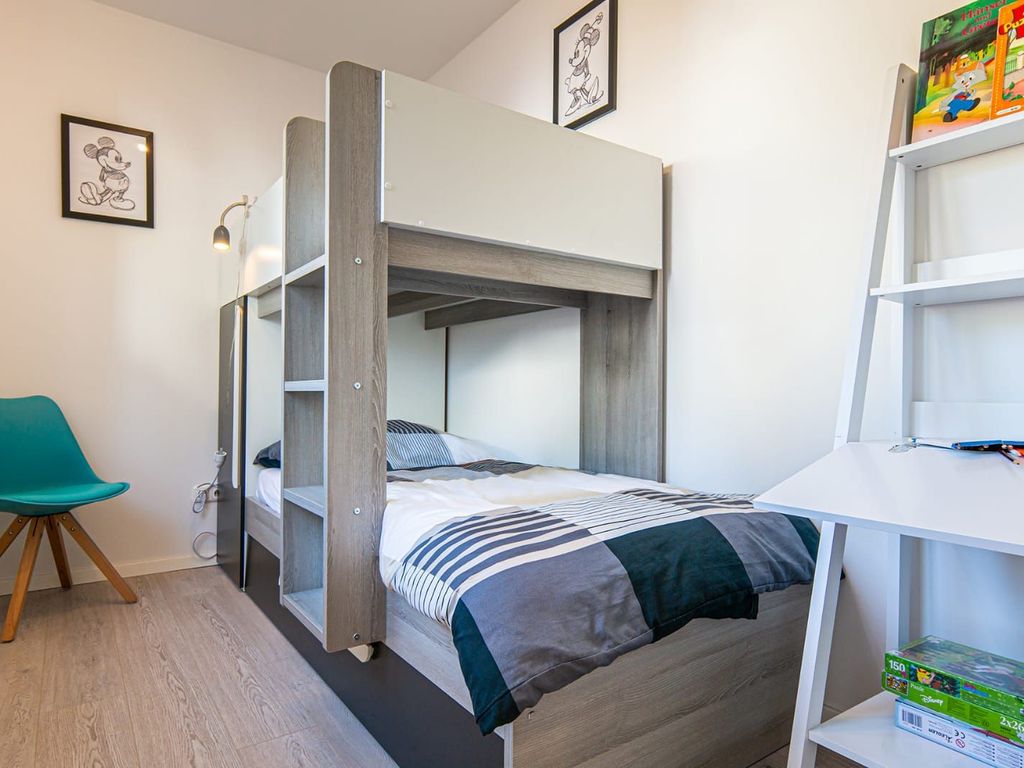 Schlafzimmer 2