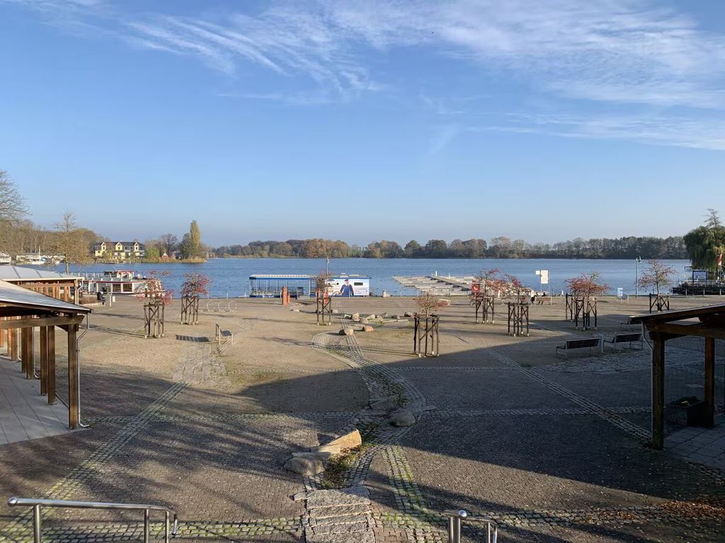 Blick auf den Hafen von Röbel/Müritz
