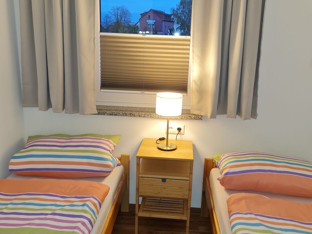 Kinderzimmer mit 2 Einzelbetten