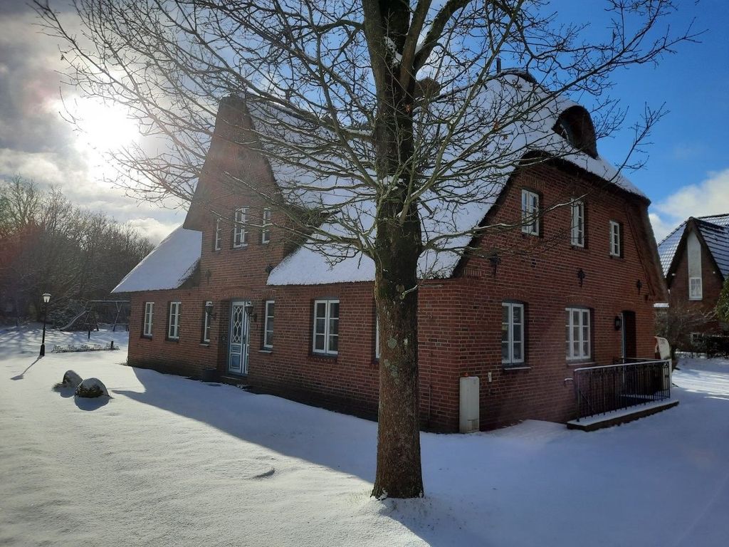 Jüghen Hüs (Ginster-Haus) unter Reet