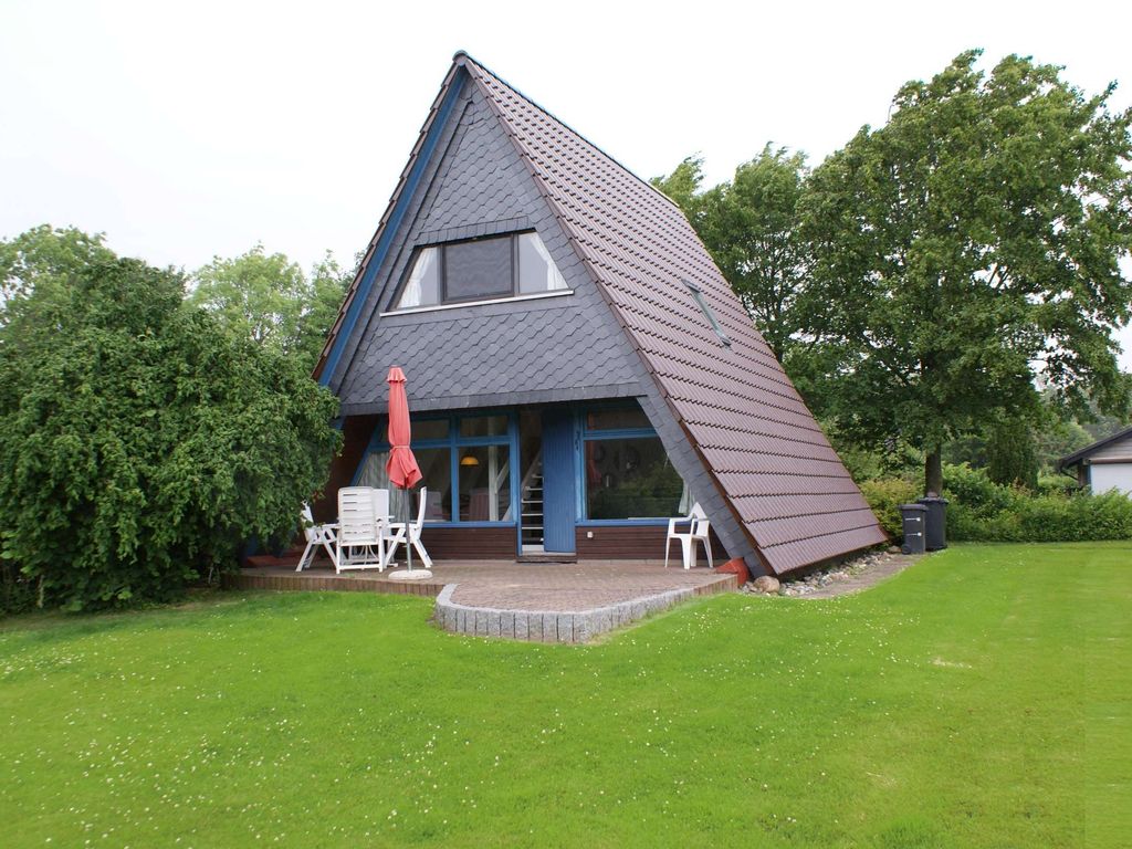 Zeltdachhaus in ruhiger Lage