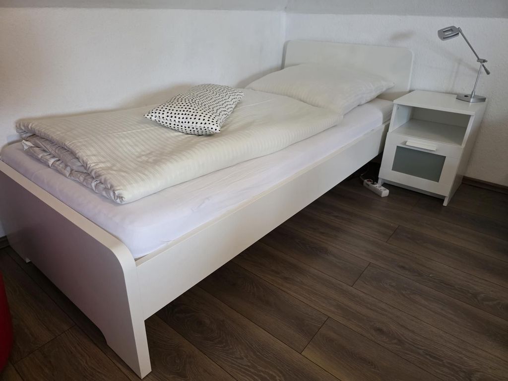 Schlafplatz im Wohn/-Schlafzimmer